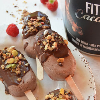Glace au chocolat fourée aux framboises Glace au chocolat fourée aux framboises
