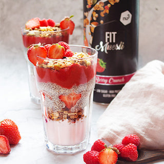 Parfait protéiné aux fruits rouges en verrine Parfait protéiné aux fruits rouges en verrine