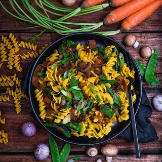 Poêlée de pâtes & légumes croquants Poêlée de pâtes & légumes croquants