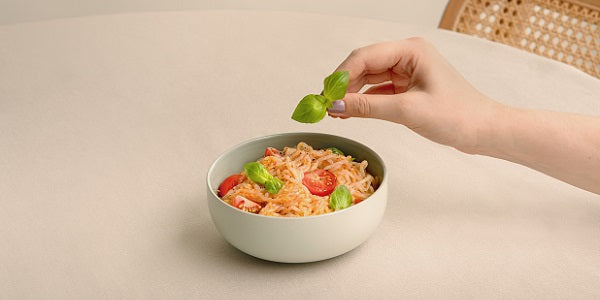 Spaghetti de konjac nu3 avec tomate et basilic