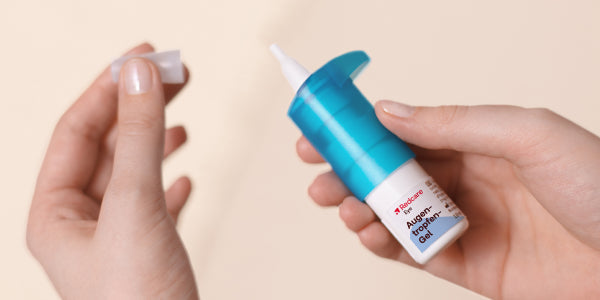 Flacon du gel oculaire Redcare